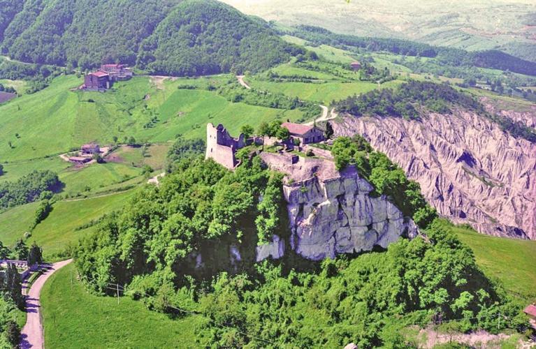 Parco Di Montebello Quattro Castella Εξωτερικό φωτογραφία